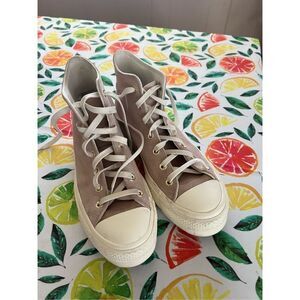 Converse Chuck Taylor Women”s Suede All StarHigh Tops Mauve sz 9